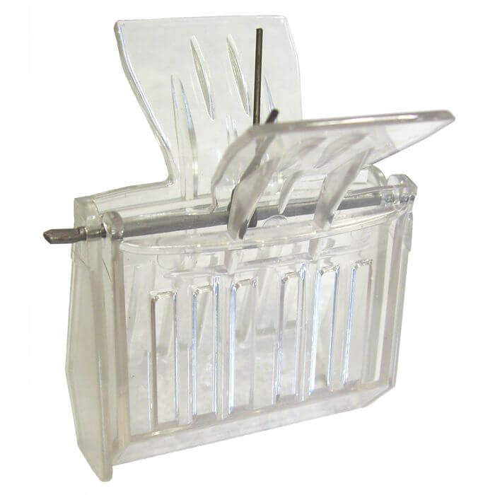Queen Clip Plastic — view 3