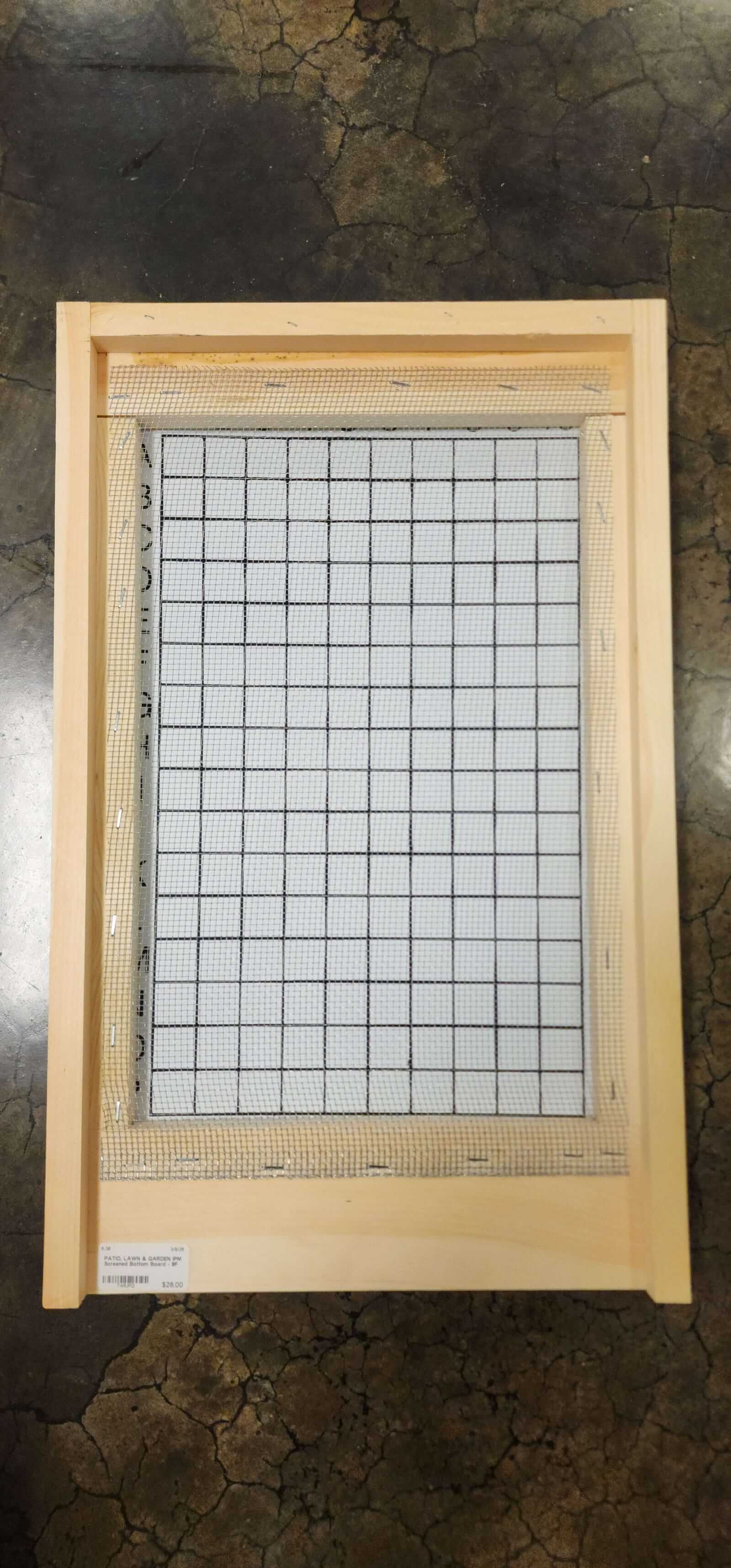 IPM Screened Bottom Board 8 Frame — view 2